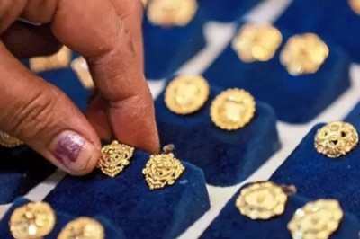 Gold price eases by Rs1,200/tola in Pakistan