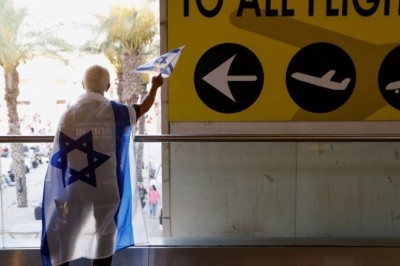 Several airlines suspend Tel Aviv flights until safety conditions improve