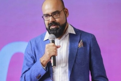 Social media Junaid Akram