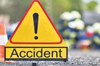 بہاولپور میں چنگچی رکشے کی وجہ سے مسافر بس اور ٹرک میں تصادم سے ہلاکتیں